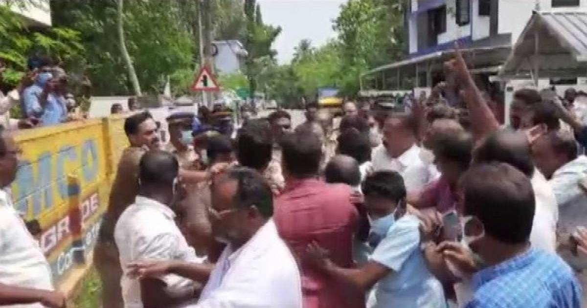 Kerala: Clashes break out between protestors, police over SilverLine project
